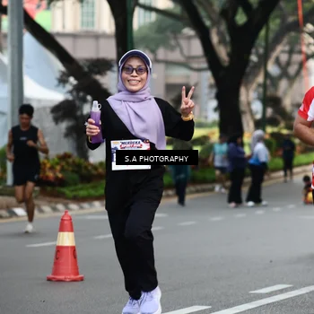Runner Photo 8083284