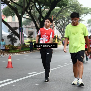 Runner Photo 8083356