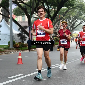Runner Photo 8083357