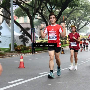 Runner Photo 8083358