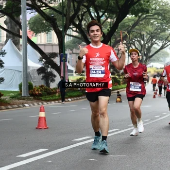 Runner Photo 8083363