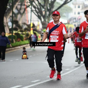 Runner Photo 8083384
