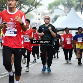 Runner Photo 8083408