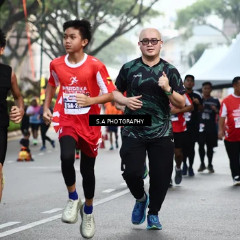 Runner Photo 8083411