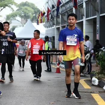 Runner Photo 8083444