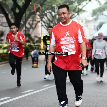 Runner Photo 8083451