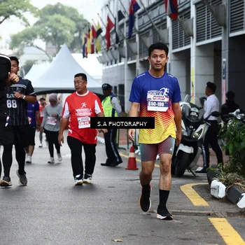 Runner Photo 8083462