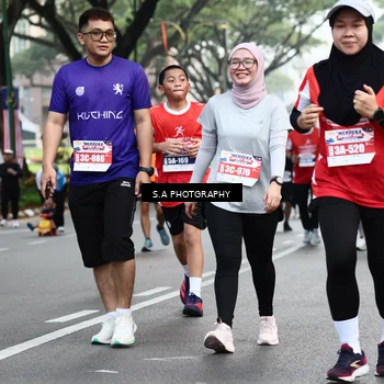 Runner Photo 8083492