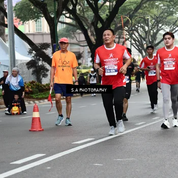 Runner Photo 8083507