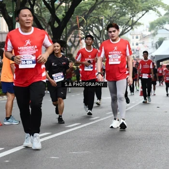 Runner Photo 8083525