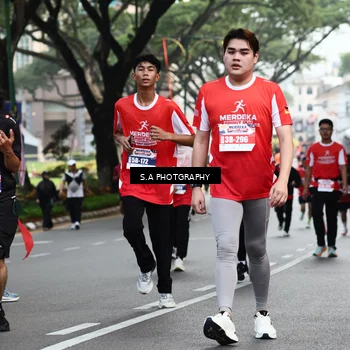 Runner Photo 8083526