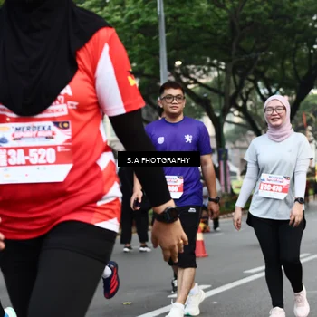 Runner Photo 8083531
