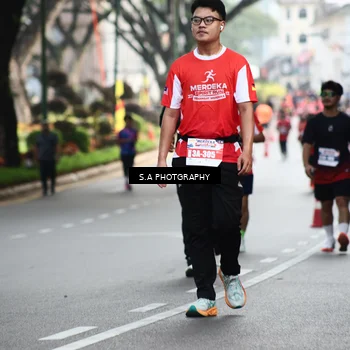 Runner Photo 8083550