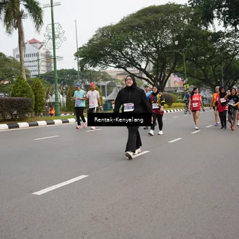 Runner Photo 8083553