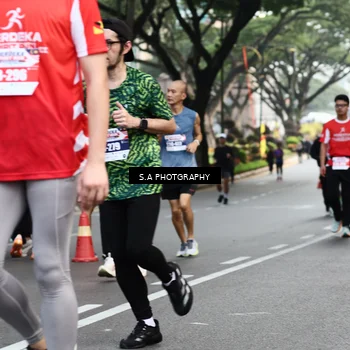 Runner Photo 8083555