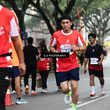 Runner Photo 8083557