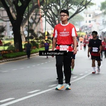 Runner Photo 8083564