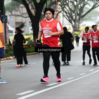 Runner Photo 8083591