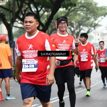 Runner Photo 8083599