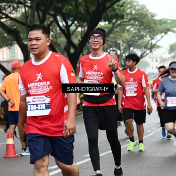 Runner Photo 8083602