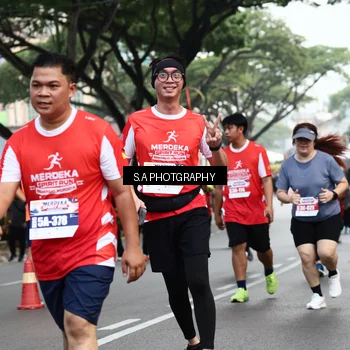 Runner Photo 8083603