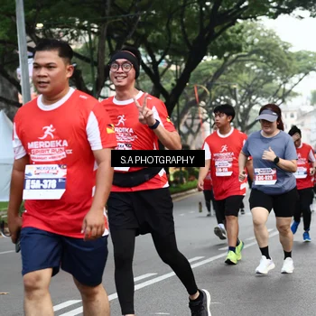 Runner Photo 8083604