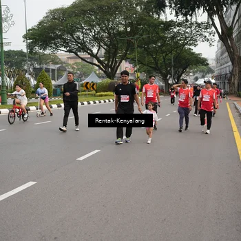Runner Photo 8083615