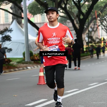 Runner Photo 8083626