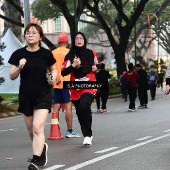 Runner Photo 8083680
