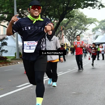 Runner Photo 8083698