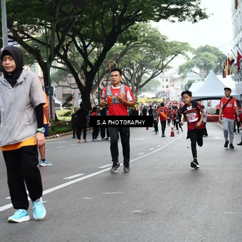 Runner Photo 8083709