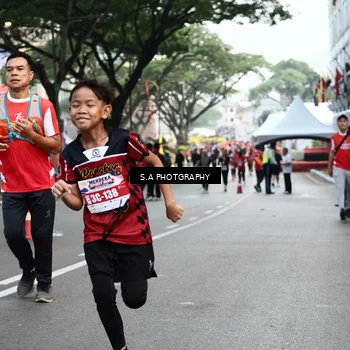 Runner Photo 8083712
