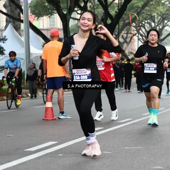 Runner Photo 8083746