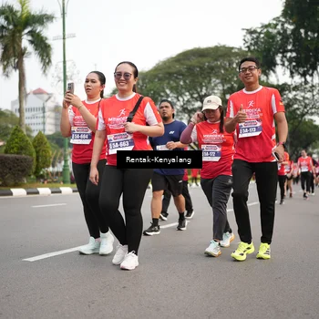 Runner Photo 8083794