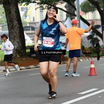 Runner Photo 8083824