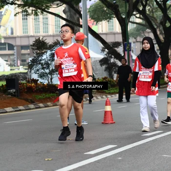 Runner Photo 8083828
