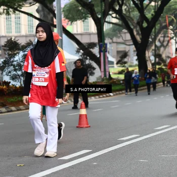 Runner Photo 8083831