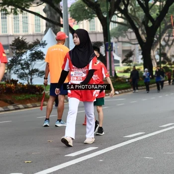 Runner Photo 8083834