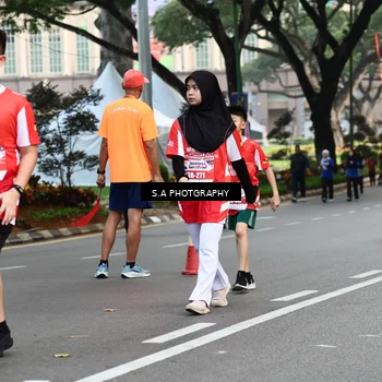 Runner Photo 8083836