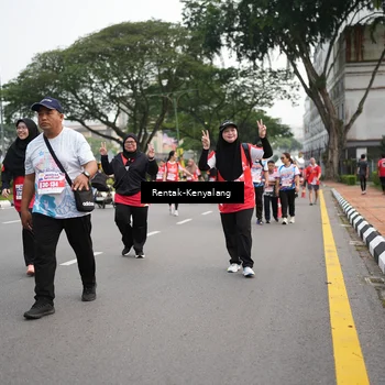 Runner Photo 8083849
