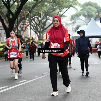 Runner Photo 8083864