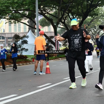 Runner Photo 8083893