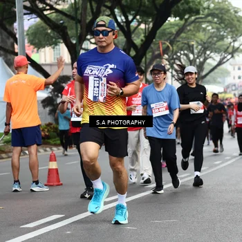 Runner Photo 8083924