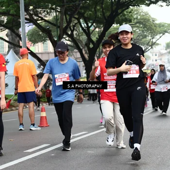 Runner Photo 8083932