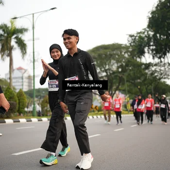 Runner Photo 8083951