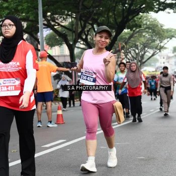 Runner Photo 8083971