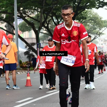 Runner Photo 8084051