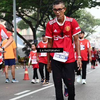 Runner Photo 8084052