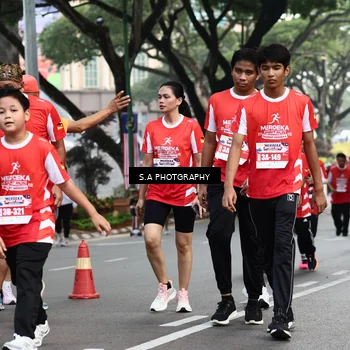 Runner Photo 8084054