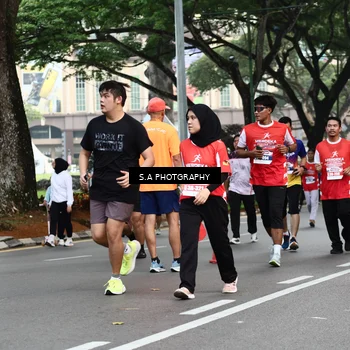Runner Photo 8084065
